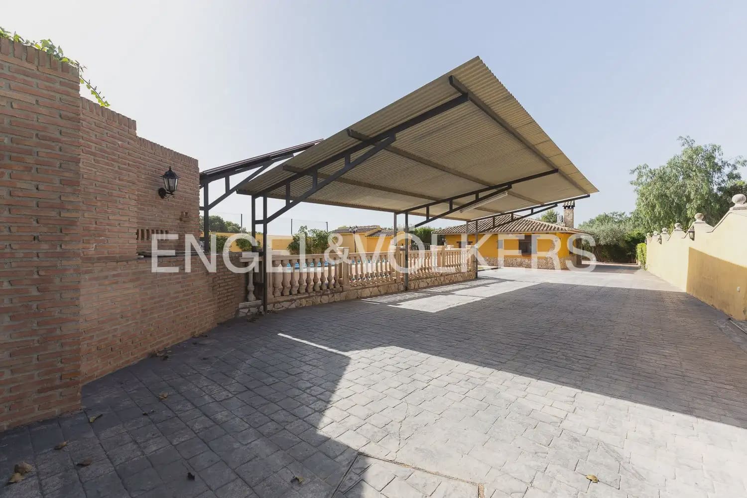 2 bedroom Villa for sale in Naquera with garage - € 255,000 (Ref: 9909692)