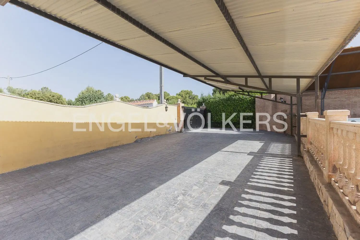 2 bedroom Villa for sale in Naquera with garage - € 255,000 (Ref: 9909692)