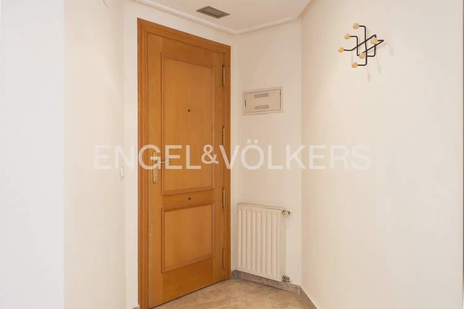 4 Zimmer Wohnung zu vermieten in Valencia Stadt mit Pool Garage - 2.400 € (Ref: 9909788)