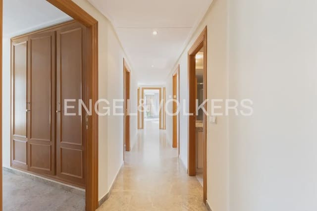 4 Zimmer Wohnung zu vermieten in Ciutat de les Arts i de les Ciencies, València Stadt mit Pool Garage - 2.400 € (Ref: 9909788)