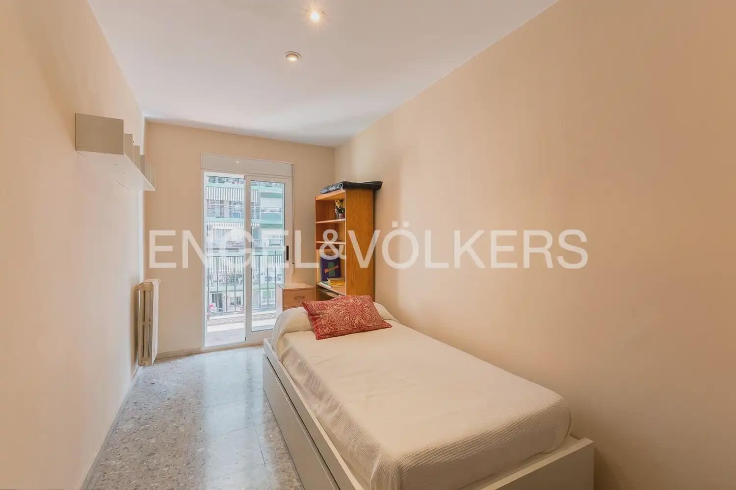 4 makuuhuone Asunto myytävänä paikassa Valencia kaupunki - 795 000 € (Ref: 9909789)
