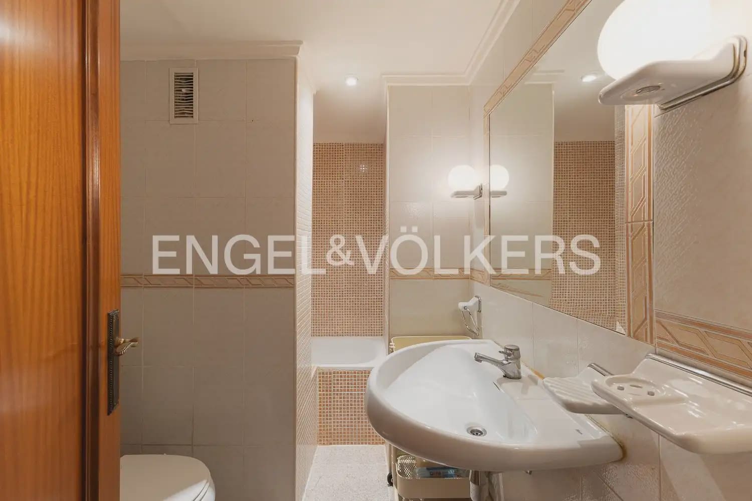4 makuuhuone Asunto myytävänä paikassa Valencia kaupunki - 795 000 € (Ref: 9909789)
