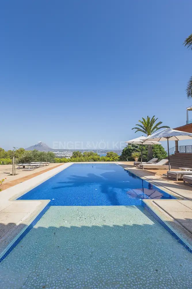 6 soverom Villa til leie i Javea / Xabia med svømmebasseng garasje - € 25 500 (Ref: 9911793)