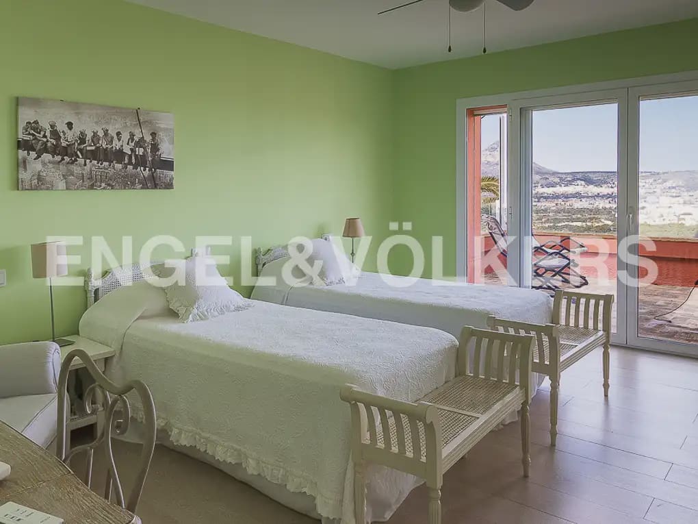 6 soverom Villa til leie i Javea / Xabia med svømmebasseng garasje - € 25 500 (Ref: 9911793)
