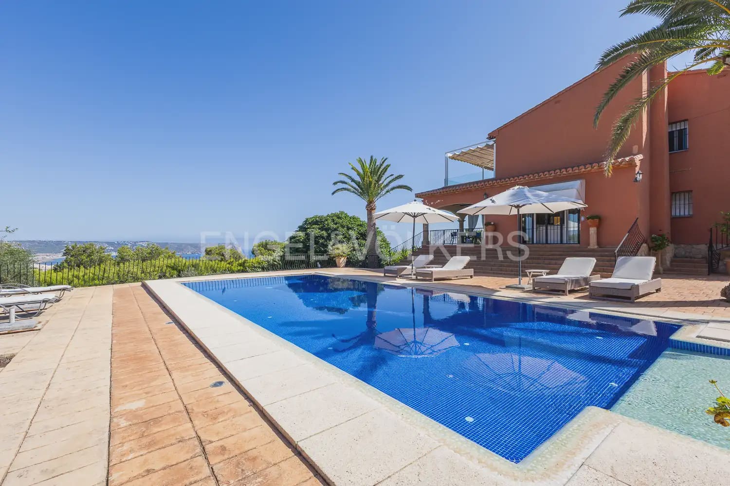 6 soverom Villa til leie i Javea / Xabia med svømmebasseng garasje - € 25 500 (Ref: 9911793)