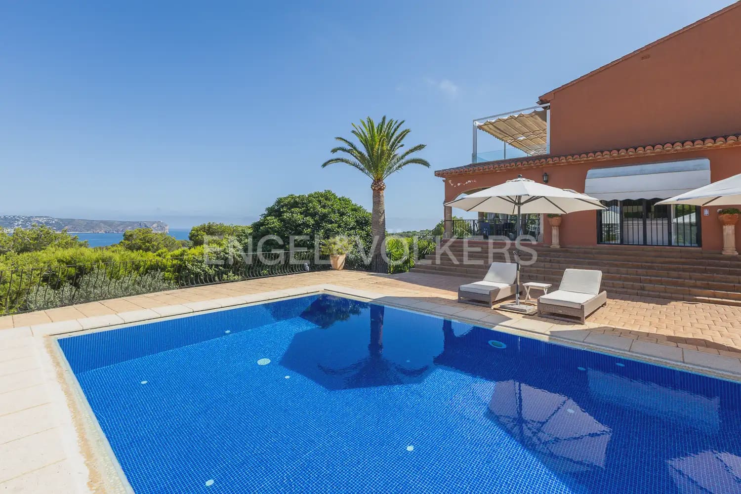 6 soverom Villa til leie i Javea / Xabia med svømmebasseng garasje - € 25 500 (Ref: 9911793)