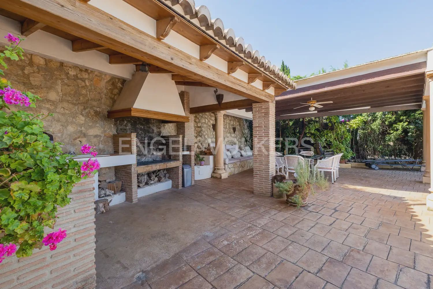 6 soverom Villa til leie i Javea / Xabia med svømmebasseng garasje - € 25 500 (Ref: 9911793)