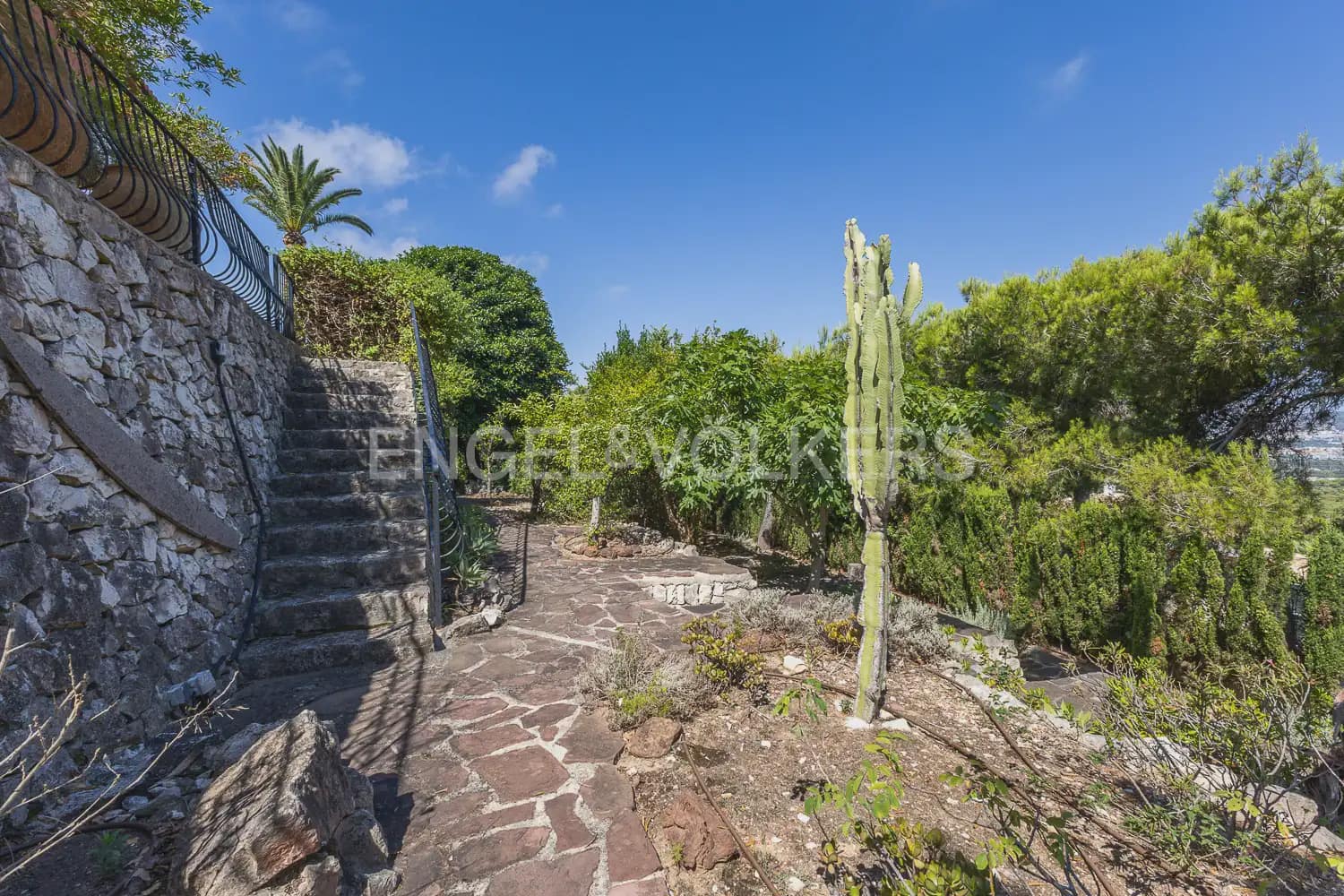 6 soverom Villa til leie i Javea / Xabia med svømmebasseng garasje - € 25 500 (Ref: 9911793)