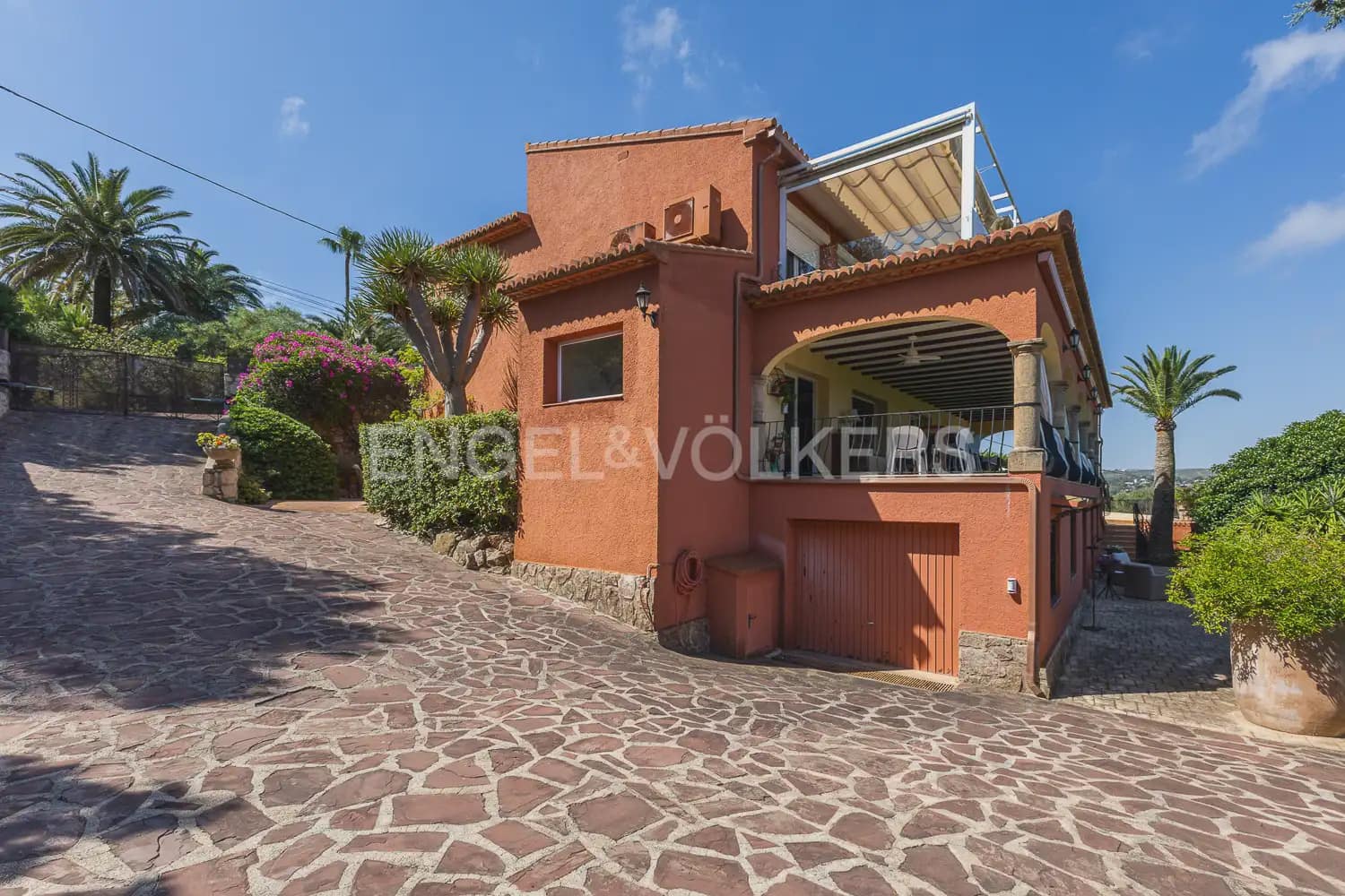 6 soverom Villa til leie i Javea / Xabia med svømmebasseng garasje - € 25 500 (Ref: 9911793)