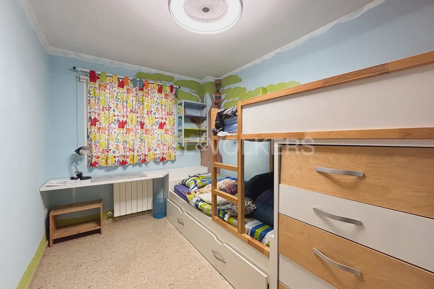 6 makuuhuone Huvila vuokrattavana paikassa La Pobla de Vallbona mukana uima-altaan 
autotalli - 3 200 € (Ref: 9911916)