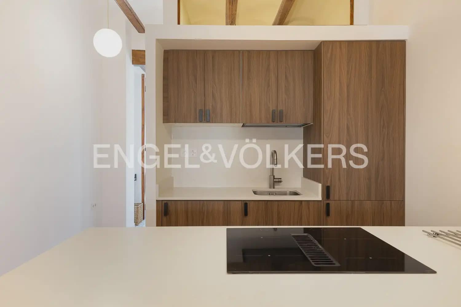 1 Zimmer Wohnung zu vermieten in Valencia Stadt - 1.150 € (Ref: 9912206)