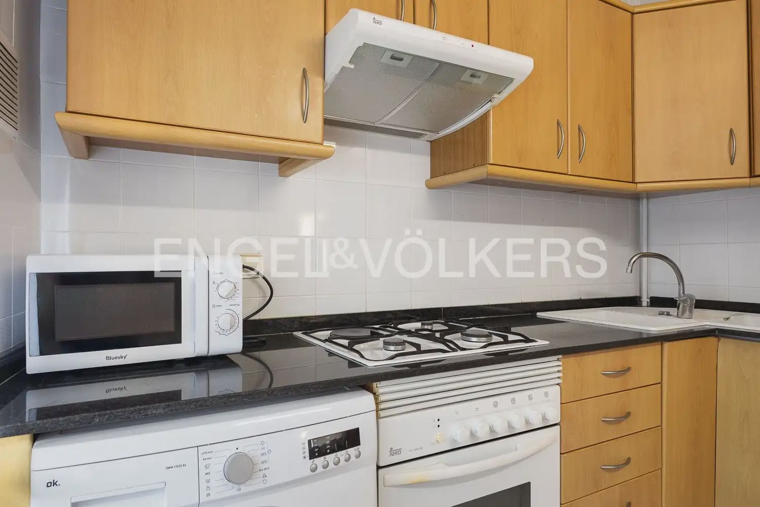 2 makuuhuone Asunto vuokrattavana paikassa Valencia kaupunki mukana 
autotalli - 1 500 € (Ref: 9912207)