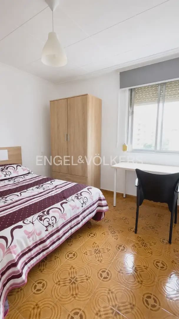 5 makuuhuone Asunto vuokrattavana paikassa Valencia kaupunki - 1 800 € (Ref: 9912281)