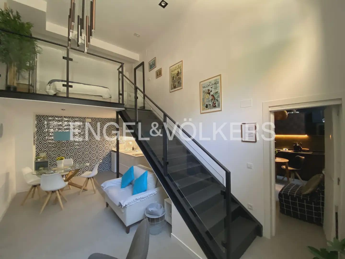 1 slaapkamer Flat te huur in Valencia stad - € 1.100 (Ref: 9912282)