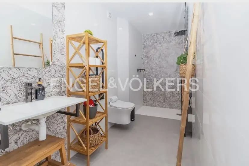 1 slaapkamer Flat te huur in Valencia stad - € 1.000 (Ref: 9912283)