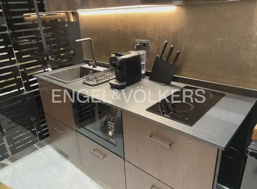 1 slaapkamer Flat te huur in Valencia stad - € 1.000 (Ref: 9912283)