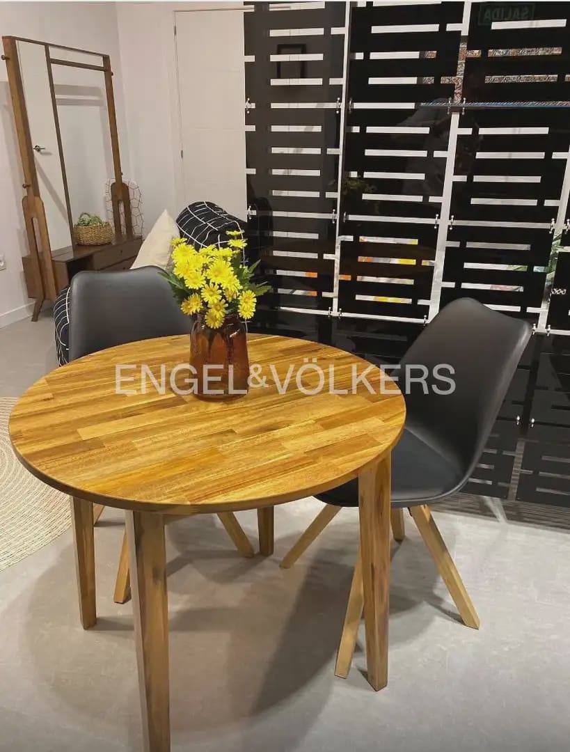 1 slaapkamer Flat te huur in Valencia stad - € 1.000 (Ref: 9912283)