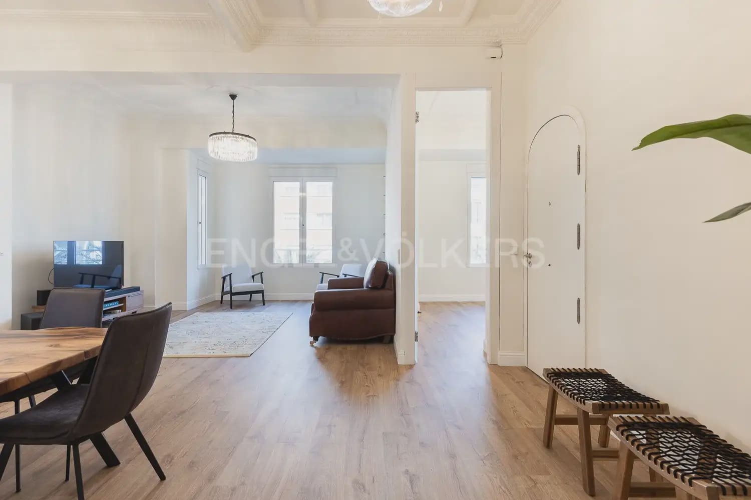 4 bedroom Flat for rent in Valencia city - € 3,200 (Ref: 9912284)