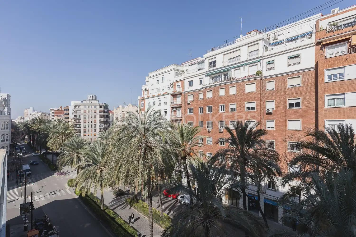 4 bedroom Flat for rent in Valencia city - € 3,200 (Ref: 9912284)