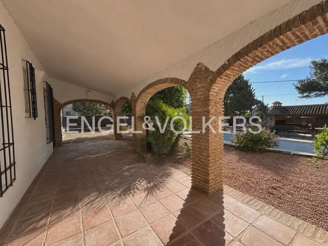 4 quarto Moradia para arrendar em La Cañada, Paterna com piscina garagem - 4 500 € (Ref: 9913679)