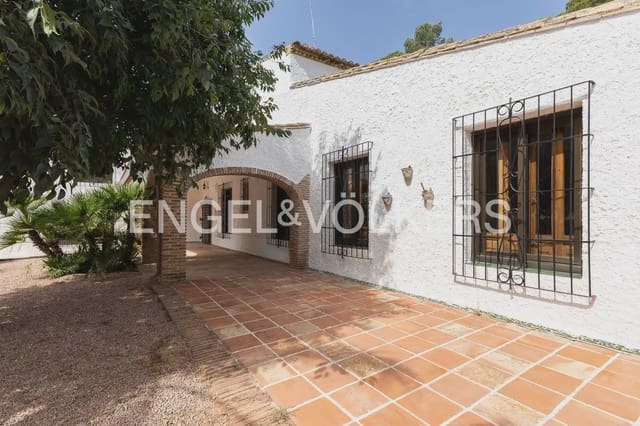 4 slaapkamer Villa te huur in La Cañada, Paterna met zwembad garage - € 3.895 (Ref: 9913679)