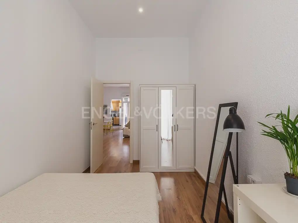 2 slaapkamer Flat te huur in Valencia stad - € 1.450 (Ref: 9914027)