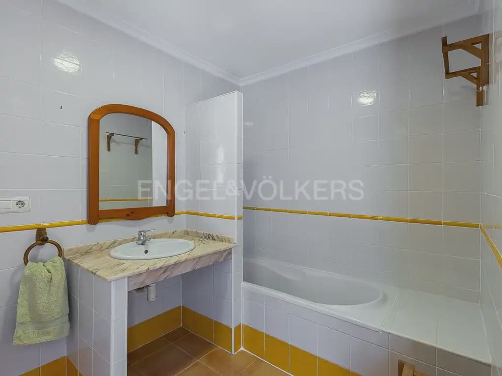 2 slaapkamer Flat te huur in Valencia stad - € 1.450 (Ref: 9914027)