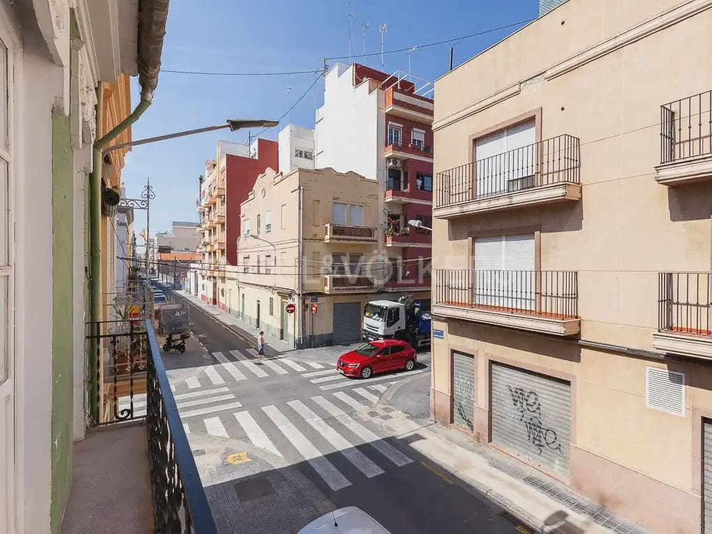2 slaapkamer Flat te huur in Valencia stad - € 1.450 (Ref: 9914027)
