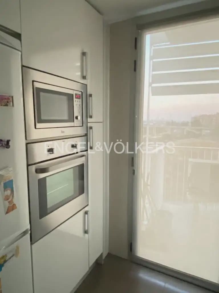 2 quarto Apartamento para arrendar em Torrent com piscina garagem - 1 400 € (Ref: 9914704)