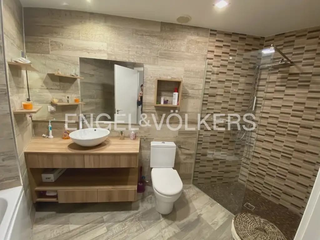 2 quarto Apartamento para arrendar em Torrent com piscina garagem - 1 400 € (Ref: 9914704)