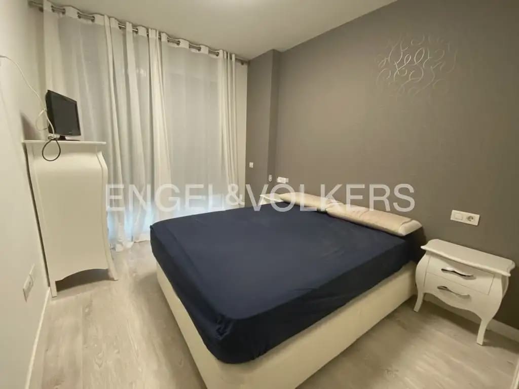 2 quarto Apartamento para arrendar em Torrent com piscina garagem - 1 400 € (Ref: 9914704)