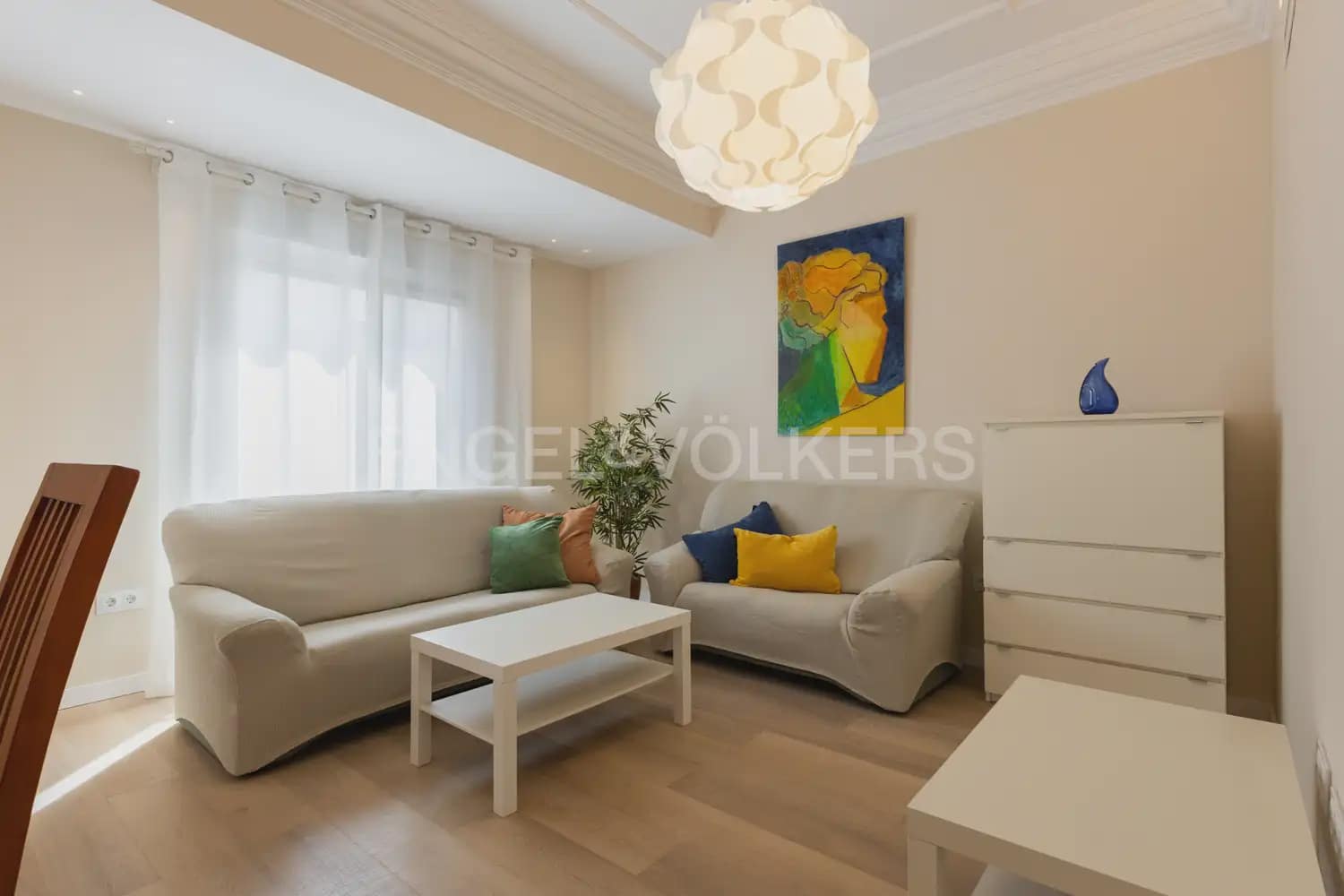 Piso de 3 habitaciones en València ciudad en alquiler - 1.600 € (Ref: 9914905)