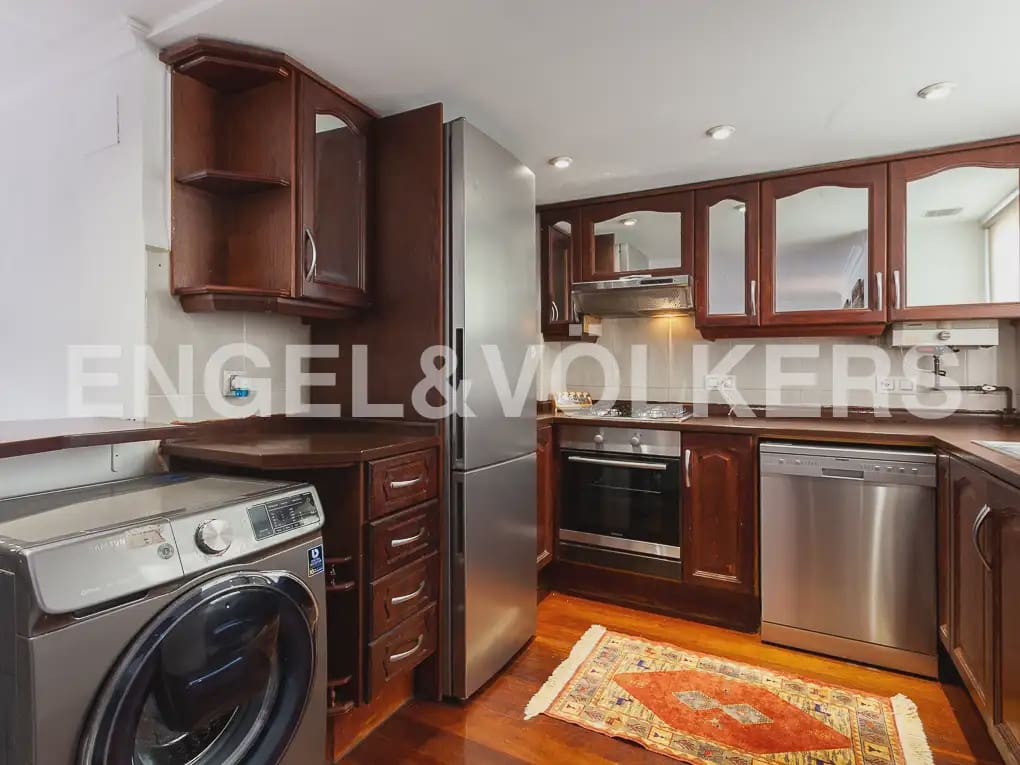 2 soverom Penthouse til leie i Valencia by - € 2 000 (Ref: 9914907)
