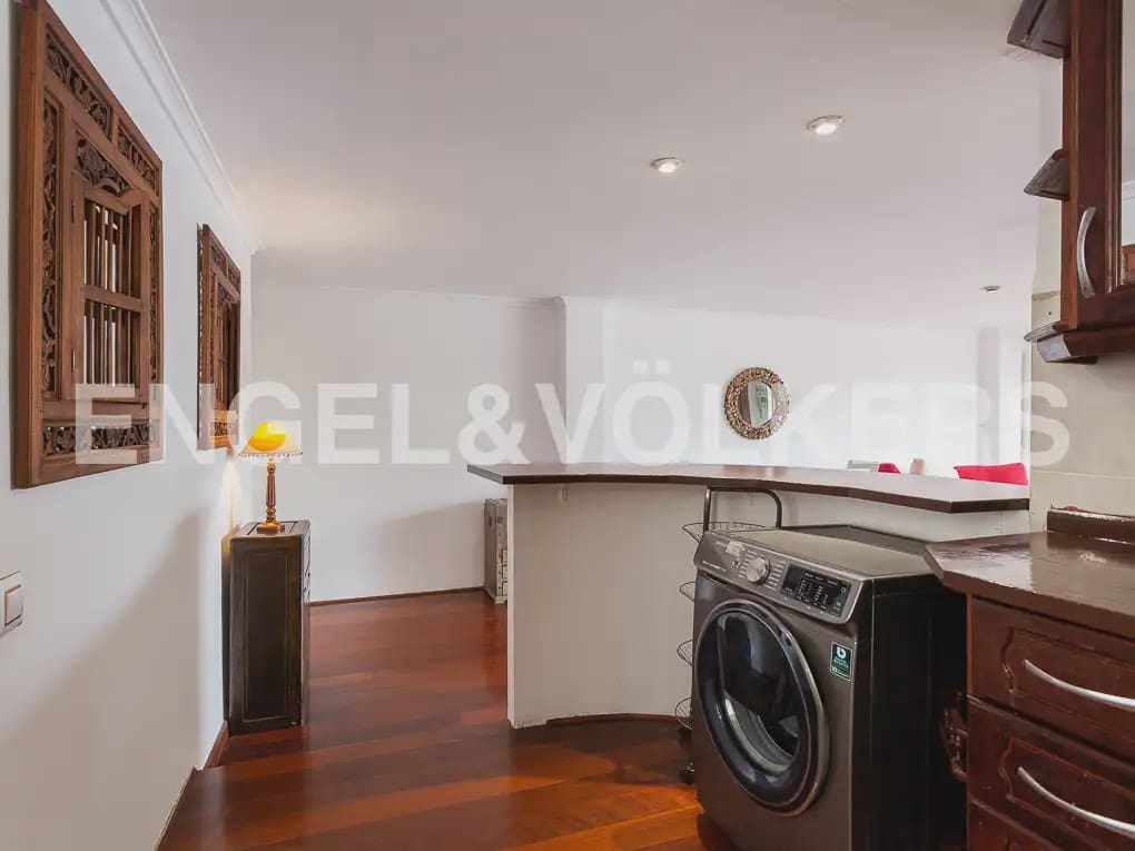2 soverom Penthouse til leie i Valencia by - € 2 000 (Ref: 9914907)
