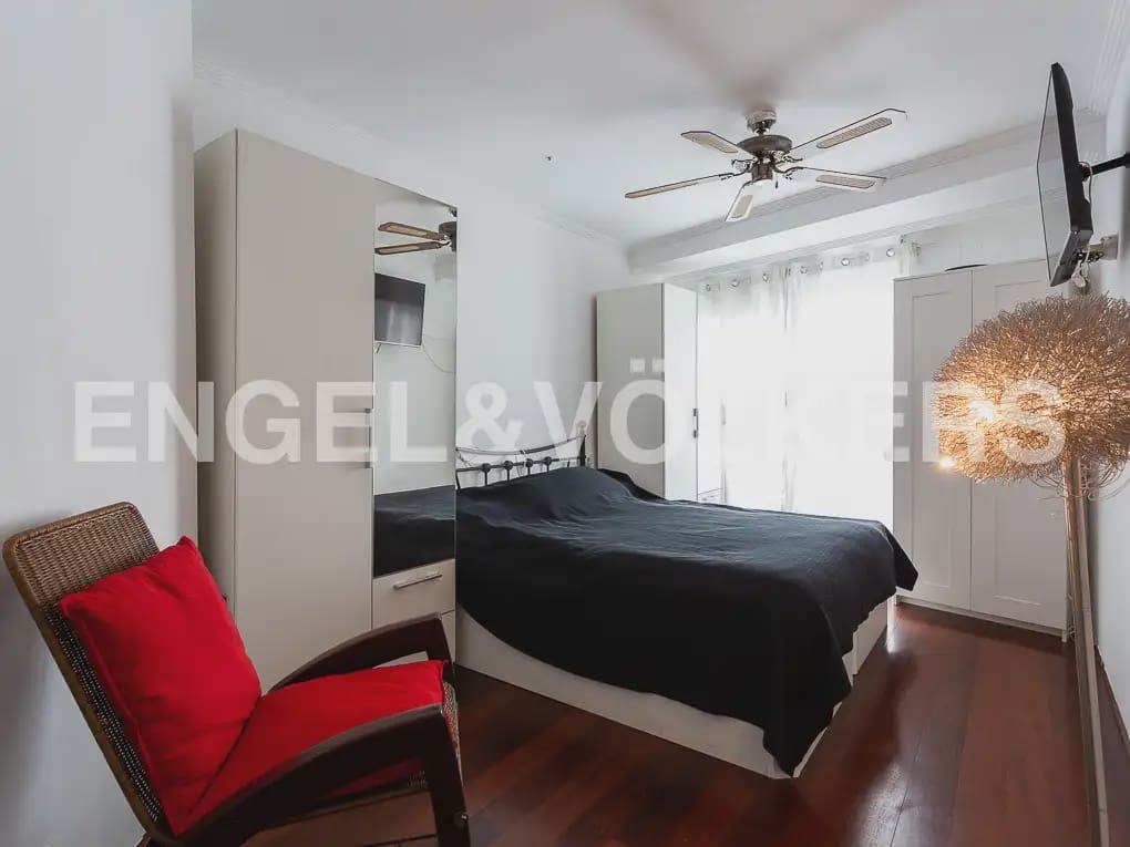 2 soverom Penthouse til leie i Valencia by - € 2 000 (Ref: 9914907)