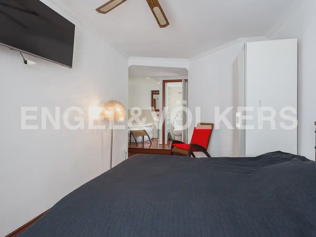 2 soverom Penthouse til leie i Valencia by - € 2 000 (Ref: 9914907)