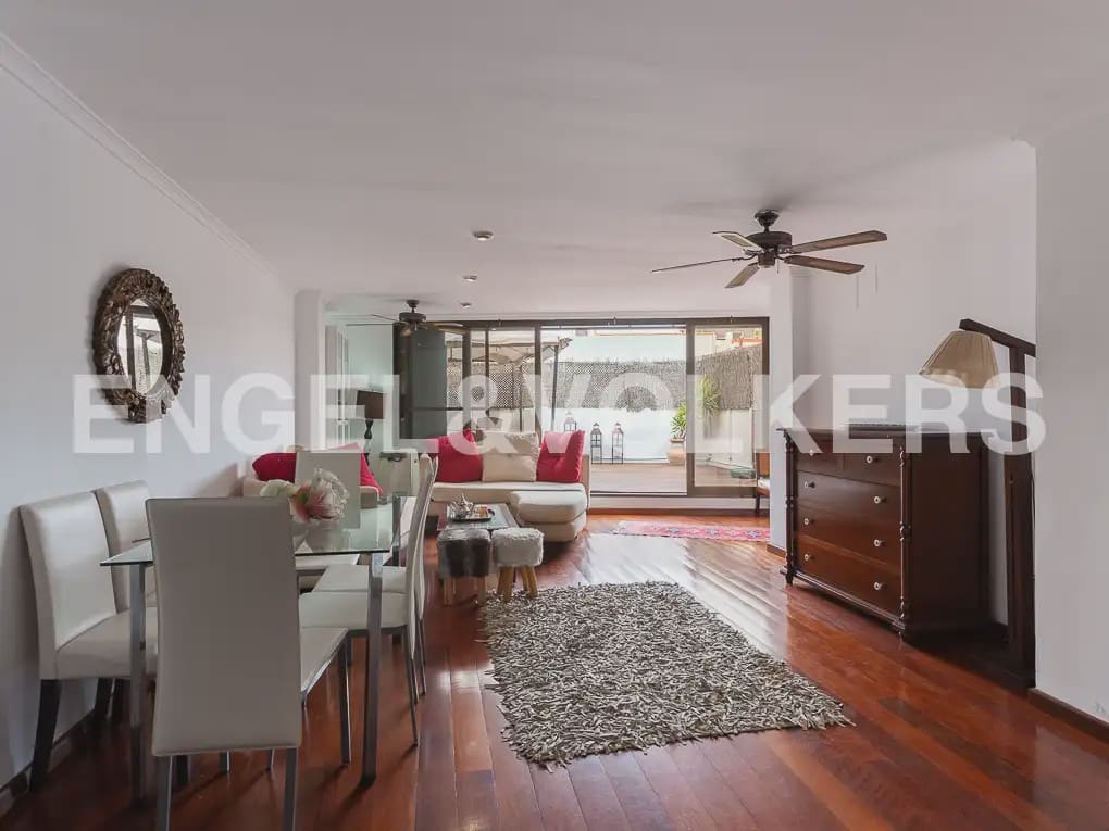 2 soverom Penthouse til leie i Valencia by - € 2 000 (Ref: 9914907)