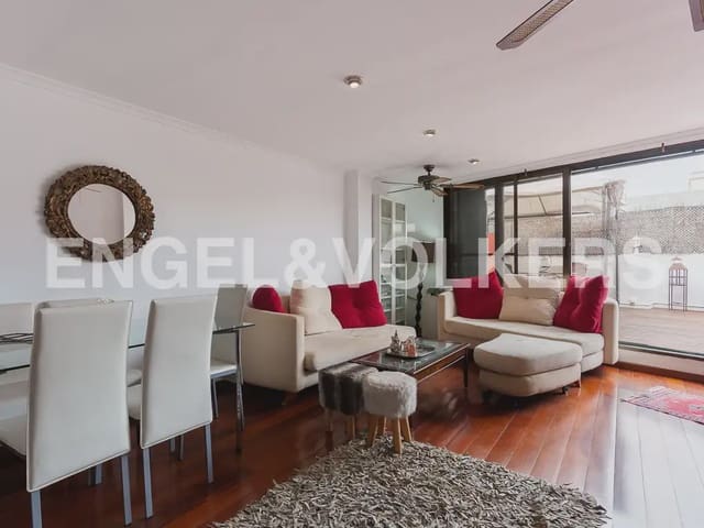 2 soverom Penthouse til leie i El Botanic, Valencia by - € 2 000 (Ref: 9914907)