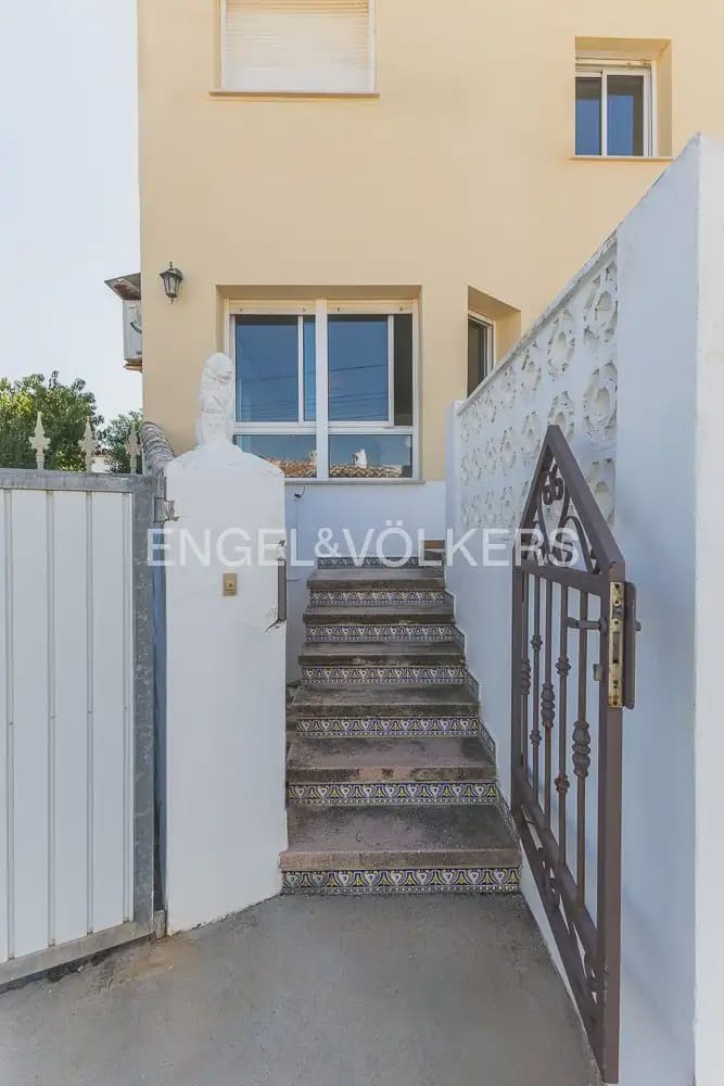 3 chambre Villa/Maison Mitoyenne à vendre à Els Poblets avec garage - 395 000 € (Ref: 9914962)