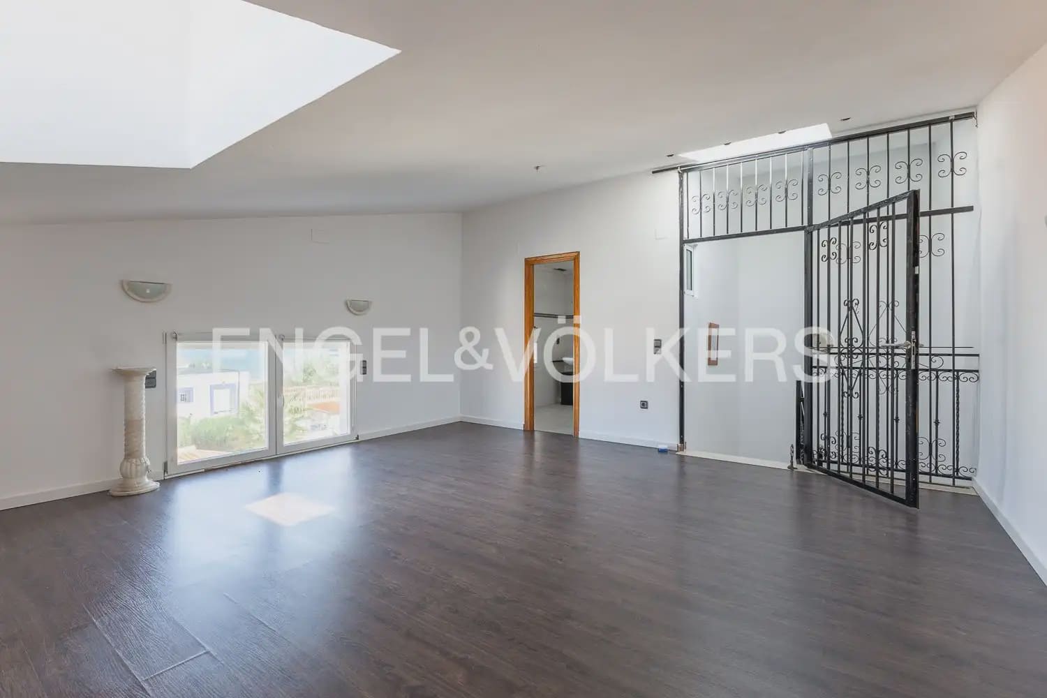 3 chambre Villa/Maison Mitoyenne à vendre à Els Poblets avec garage - 395 000 € (Ref: 9914962)