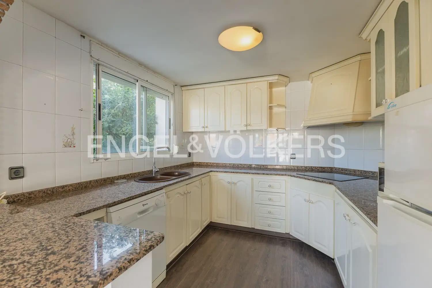 3 chambre Villa/Maison Mitoyenne à vendre à Els Poblets avec garage - 395 000 € (Ref: 9914962)