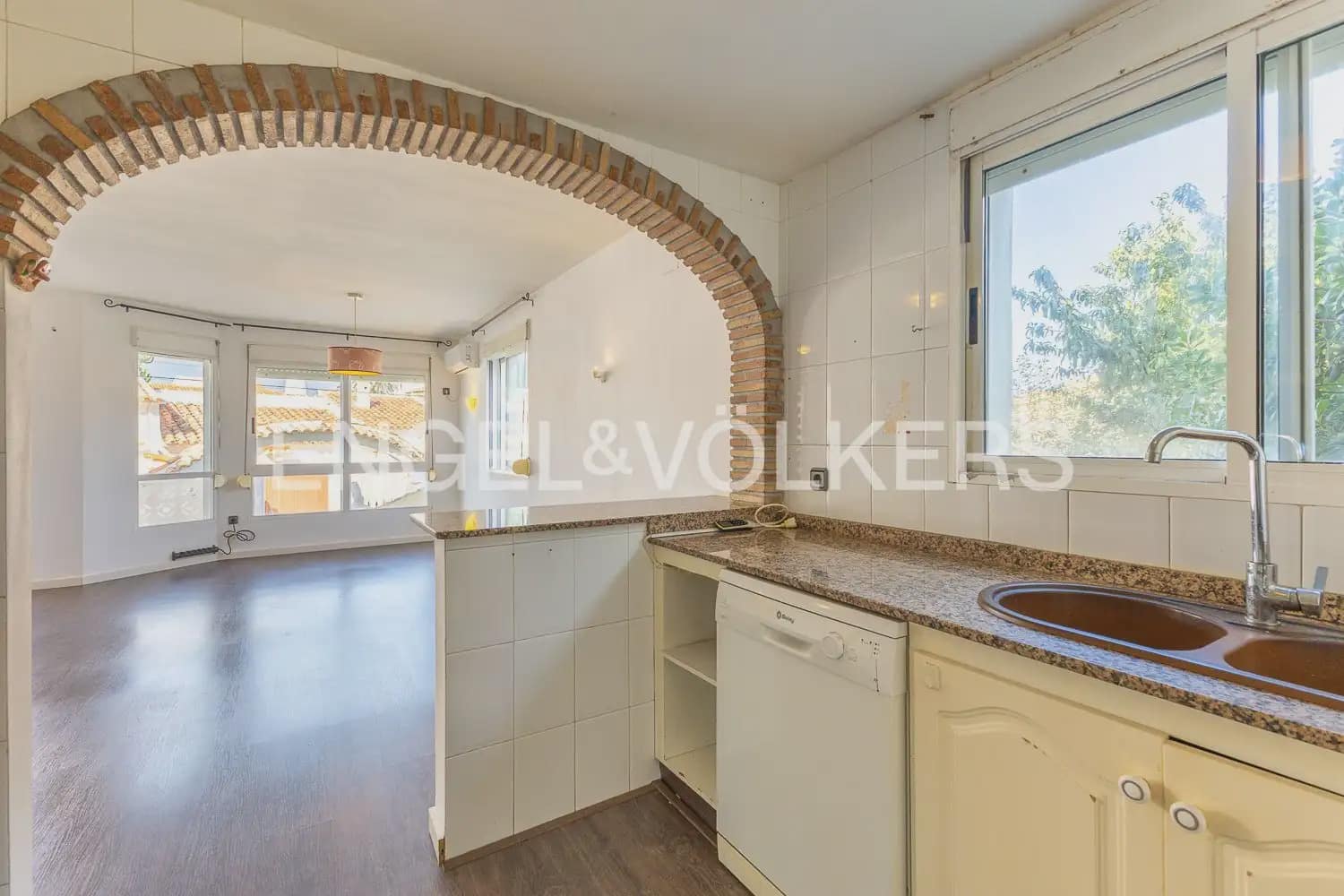 3 chambre Villa/Maison Mitoyenne à vendre à Els Poblets avec garage - 395 000 € (Ref: 9914962)