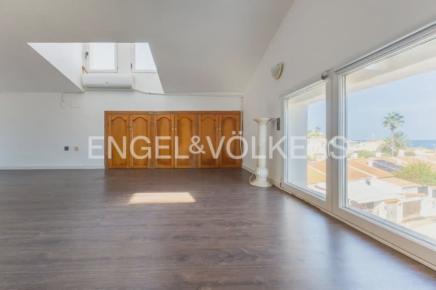 3 chambre Villa/Maison Mitoyenne à vendre à Els Poblets avec garage - 395 000 € (Ref: 9914962)
