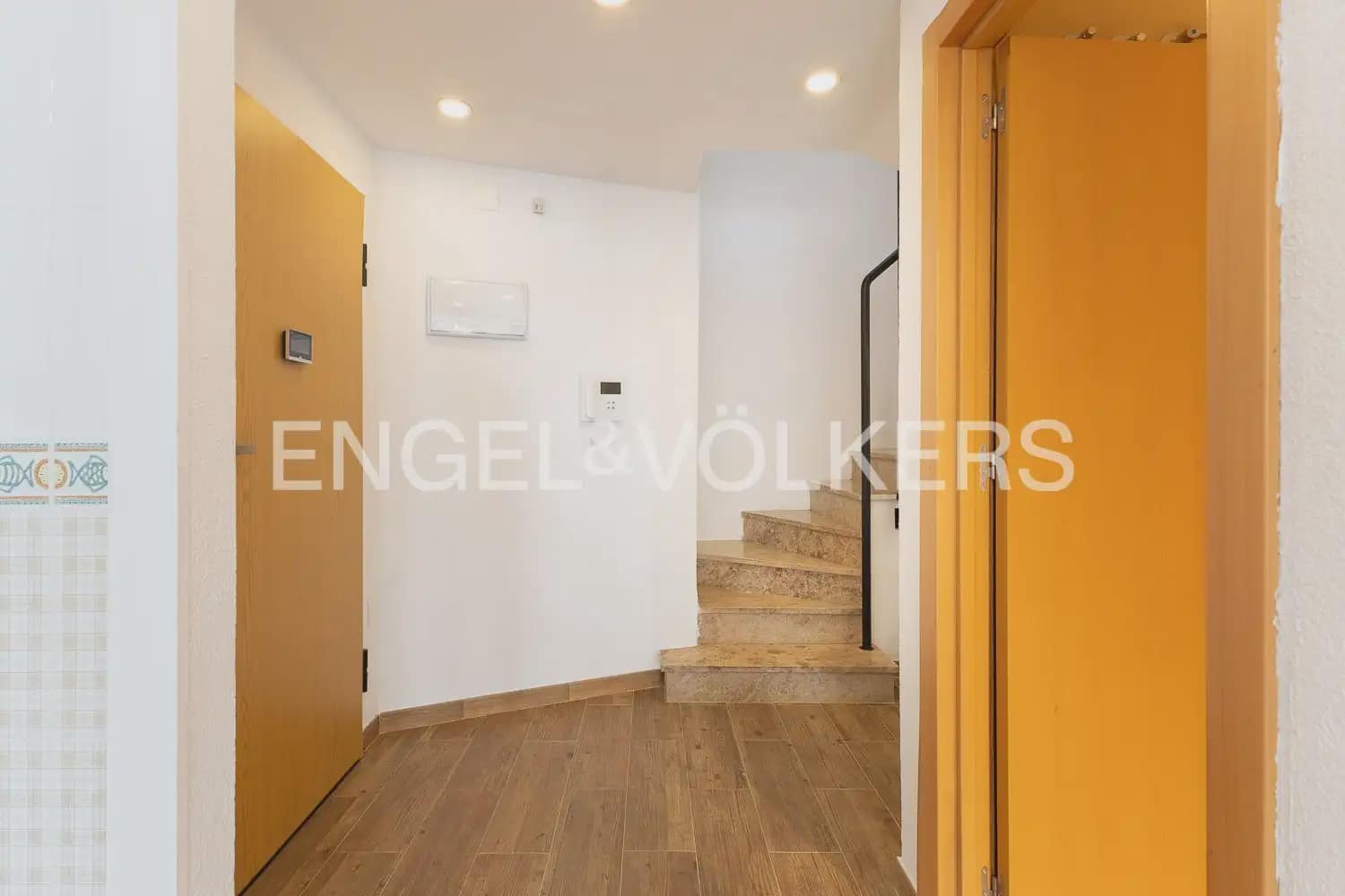 2 quarto Apartamento para venda em Valencia cidade com garagem - 315 000 € (Ref: 9914963)