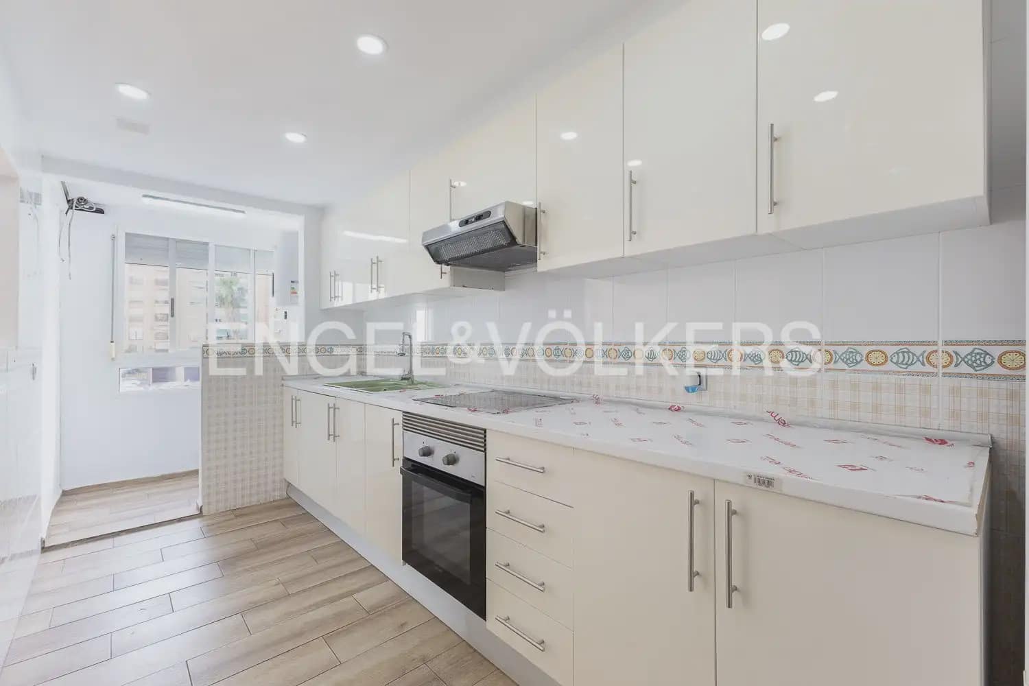 2 quarto Apartamento para venda em Valencia cidade com garagem - 315 000 € (Ref: 9914963)