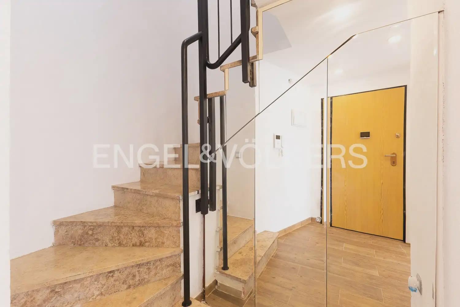 2 quarto Apartamento para venda em Valencia cidade com garagem - 315 000 € (Ref: 9914963)