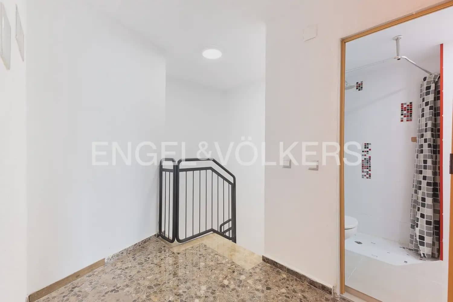 2 quarto Apartamento para venda em Valencia cidade com garagem - 315 000 € (Ref: 9914963)