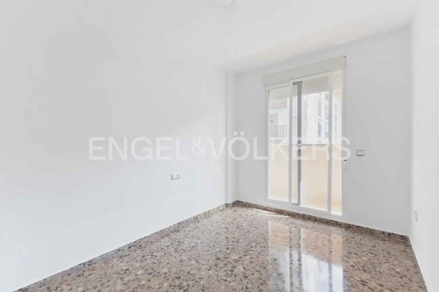 2 quarto Apartamento para venda em Valencia cidade com garagem - 315 000 € (Ref: 9914963)