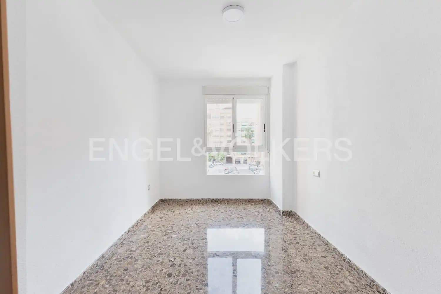 2 quarto Apartamento para venda em Valencia cidade com garagem - 315 000 € (Ref: 9914963)