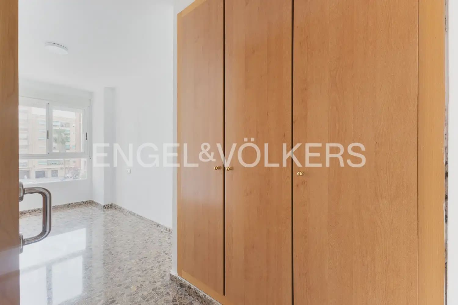 2 quarto Apartamento para venda em Valencia cidade com garagem - 315 000 € (Ref: 9914963)
